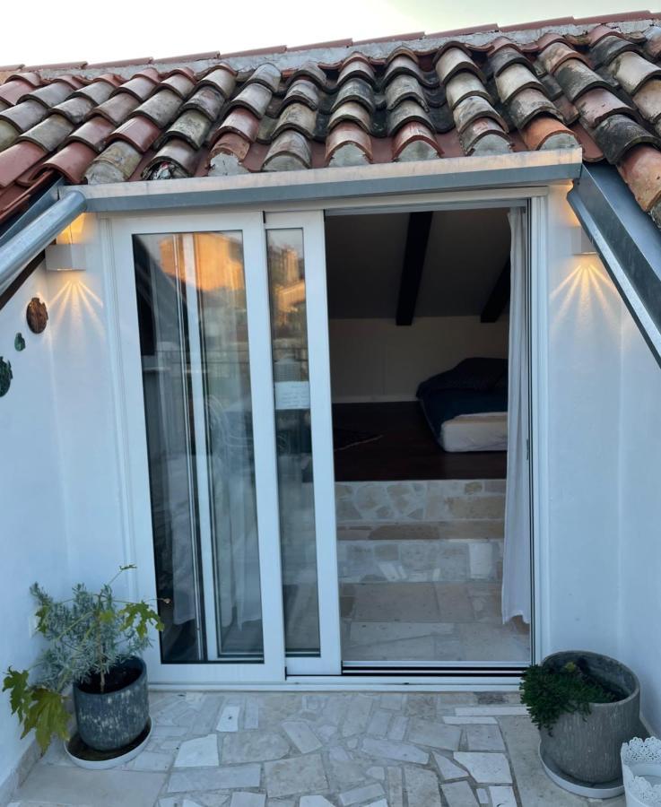 Steinhaus Mit Terrasse Apartment Rovinj Exterior photo